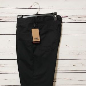 do leather vans stretch